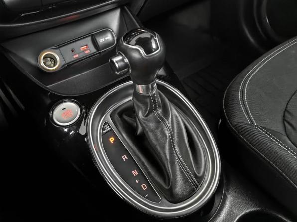 Kia Soul II Рестайлинг с пробегом 2018 года, цена 1 360 000 рублей, 171081 км, хэтчбек, Автокод Объявления