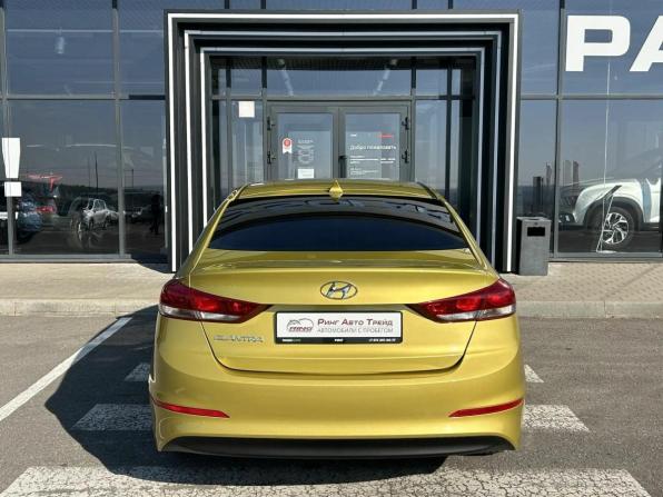 Hyundai Elantra VI (AD) с пробегом 2017 года, цена 1 517 000 рублей, 110000 км, седан, Автокод Объявления