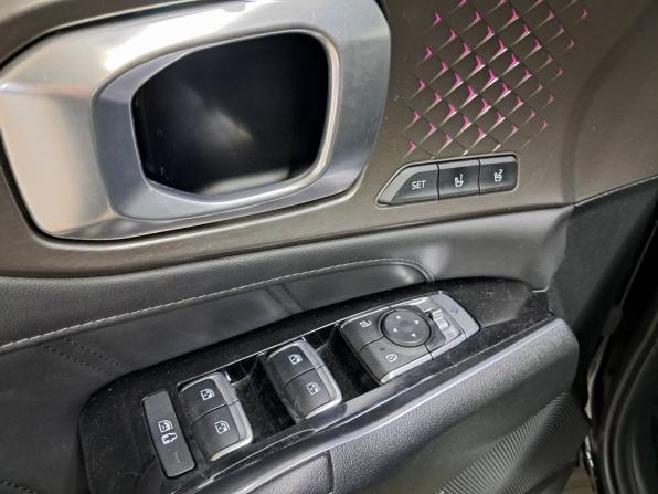 Kia Sorento IV с пробегом 2021 года, цена 3 697 900 рублей, 92060 км, внедорожник, Автокод Объявления