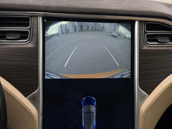 Tesla Model S I с пробегом 2016 года, цена 2 700 000 рублей, 80398 км, лифтбек, Автокод Объявления