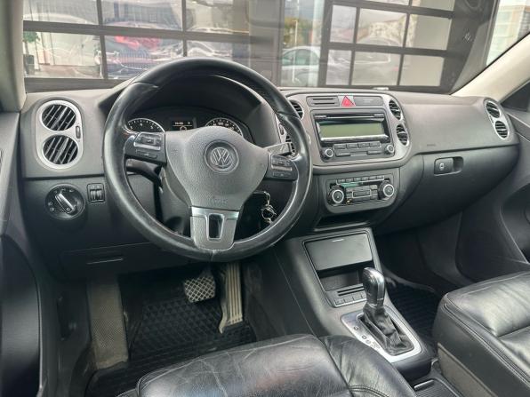 Volkswagen Tiguan I с пробегом 2010 года, цена 1 050 000 рублей, 228020 км, внедорожник, Автокод Объявления