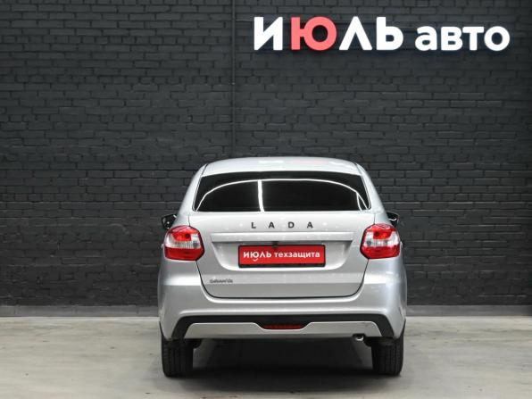 Lada (ВАЗ) Granta I Рестайлинг с пробегом 2022 года, цена 800 000 рублей, 77988 км, хэтчбек, Автокод Объявления