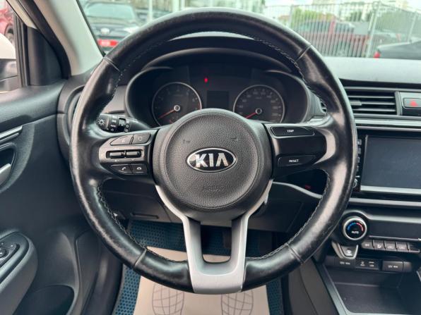 Kia Rio IV с пробегом 2018 года, цена 1 380 000 рублей, 134000 км, хэтчбек, Автокод Объявления