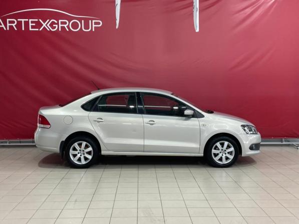 Volkswagen Polo V с пробегом 2013 года, цена 650 000 рублей, 180000 км, седан, Автокод Объявления