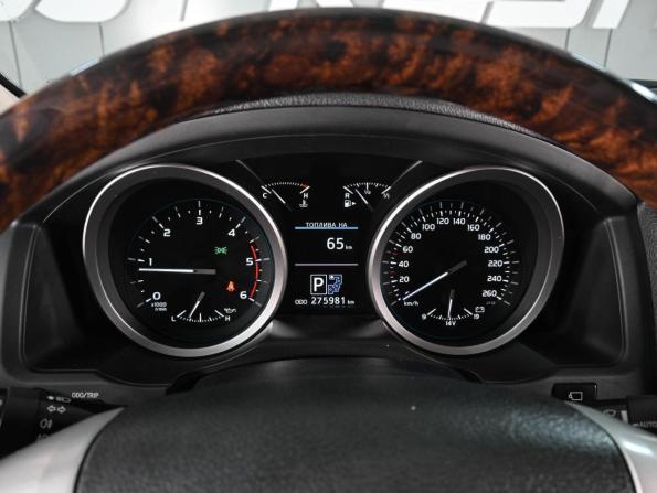 Toyota Land Cruiser 200 Series Рестайлинг 1 с пробегом 2013 года, цена 3 779 000 рублей, 275981 км, внедорожник, Автокод Объявления