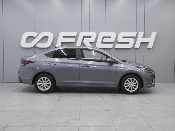 Hyundai Solaris II с пробегом 2019 года, цена 1 680 000 рублей, 141594 км, седан, Автокод Объявления