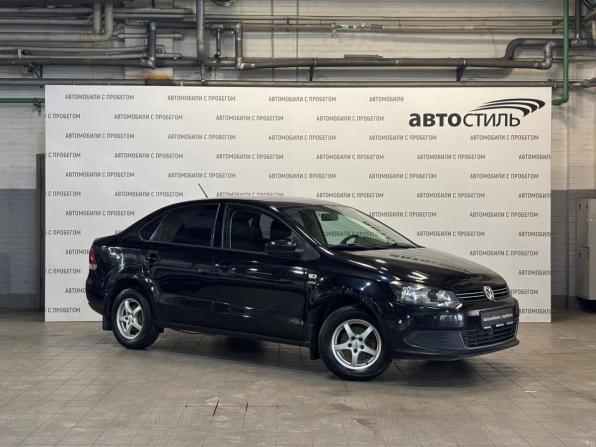 Volkswagen Polo V с пробегом 2013 года, цена 559 000 рублей, 212000 км, седан, Автокод Объявления