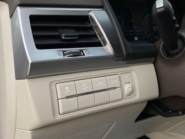 SsangYong Rexton IV Рестайлинг с пробегом 2021 года, цена 3 549 000 рублей, 56000 км, внедорожник, Автокод Объявления