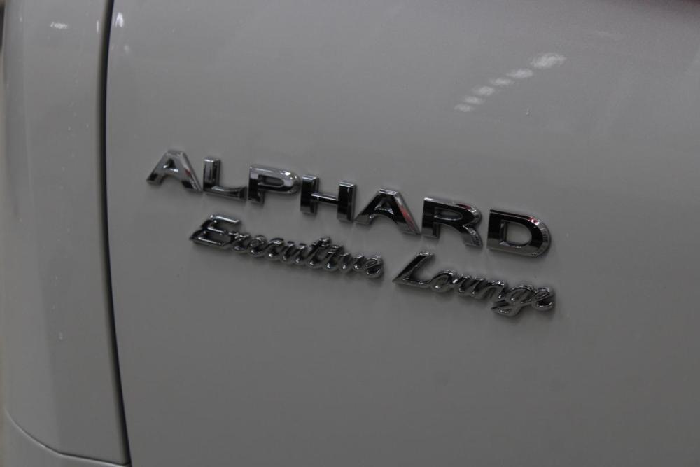 Toyota Alphard III Рестайлинг Томск  - изображение 19
