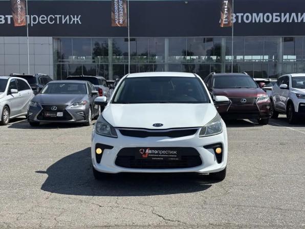 Kia Rio IV с пробегом 2018 года, цена 919 000 рублей, 133000 км, седан, Автокод Объявления