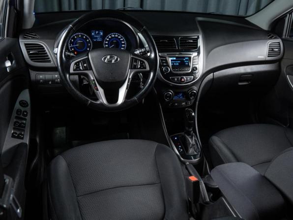 Hyundai Solaris I Рестайлинг с пробегом 2015 года, цена 1 199 000 рублей, 61934 км, хэтчбек, Автокод Объявления