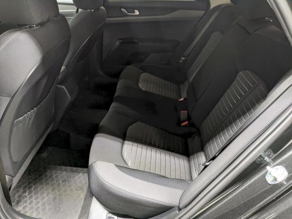 Kia K5 III с пробегом 2021 года, цена 2 540 000 рублей, 27100 км, седан, Автокод Объявления