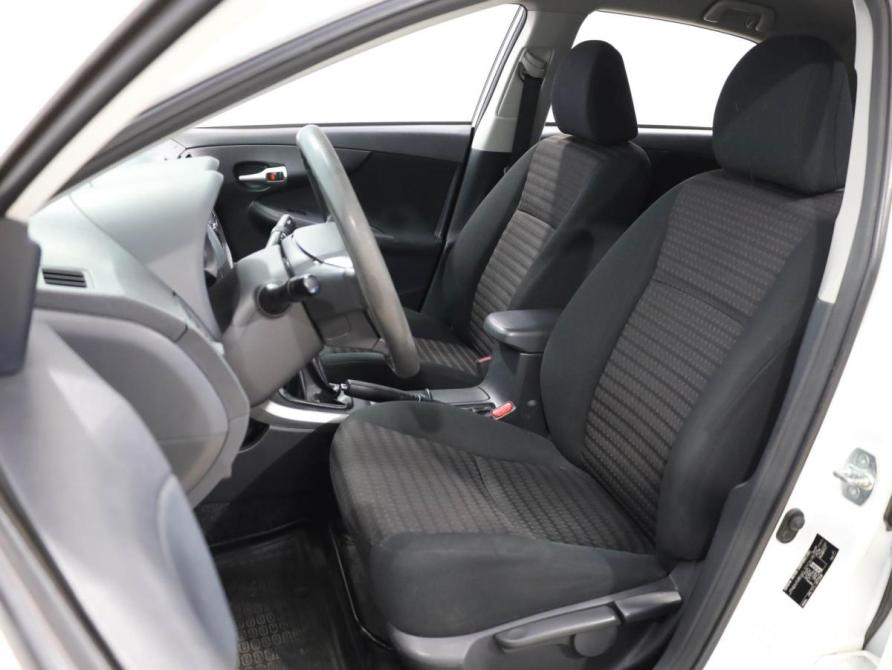 Toyota Corolla X (E140 E150) Рестайлинг Ростов-на-Дону  - изображение 10