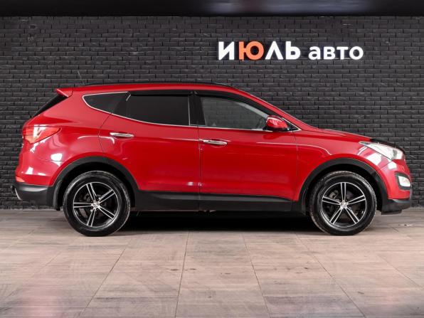 Hyundai Santa Fe III с пробегом 2013 года, цена 1 730 000 рублей, 231130 км, внедорожник, Автокод Объявления