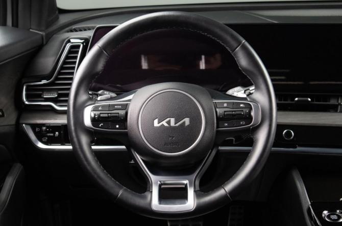 Kia Sportage V с пробегом 2022 года, цена 3 499 000 рублей, 47000 км, внедорожник, Автокод Объявления