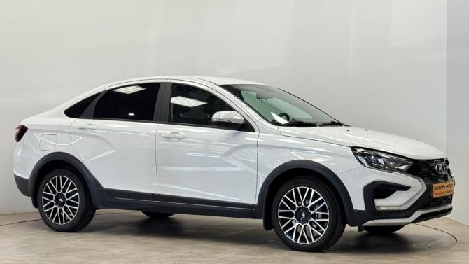 Lada (ВАЗ) Vesta I Рестайлинг (NG) с пробегом 2023 года, цена 1 419 000 рублей, 14000 км, седан, Автокод Объявления