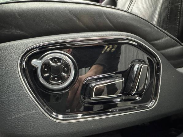 Audi A8 III (D4) Рестайлинг с пробегом 2015 года, цена 2 480 000 рублей, 176033 км, седан, Автокод Объявления
