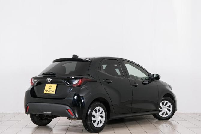 Toyota Yaris IV с пробегом 2021 года, цена 1 149 000 рублей, 78000 км, хэтчбек, Автокод Объявления