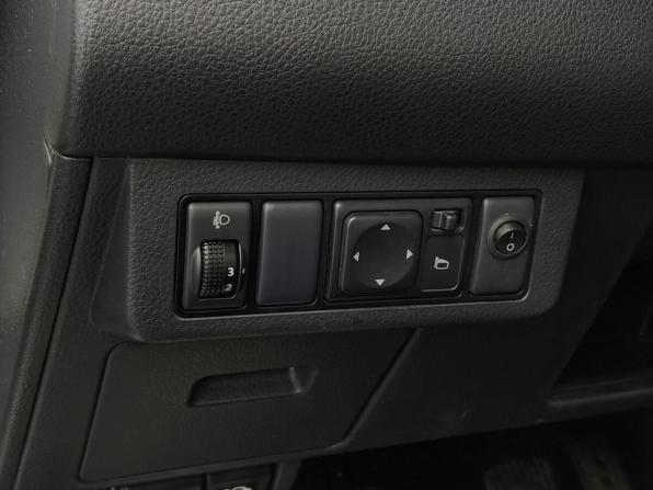 Nissan Tiida I Рестайлинг с пробегом 2013 года, цена 789 000 рублей, 159512 км, хэтчбек, Автокод Объявления