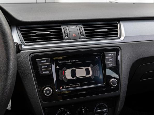 Skoda Rapid I Рестайлинг с пробегом 2019 года, цена 1 277 000 рублей, 109428 км, лифтбек, Автокод Объявления