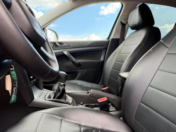 Skoda Octavia II (A5) Рестайлинг с пробегом 2010 года, цена 740 000 рублей, 242100 км, лифтбек, Автокод Объявления