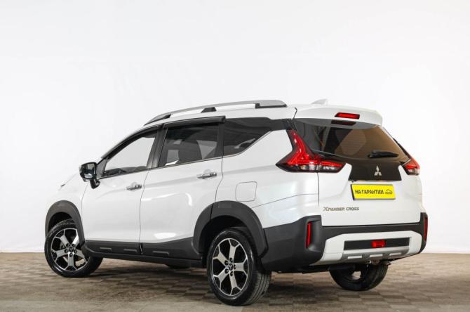 Mitsubishi Xpander I с пробегом 2022 года, цена 2 159 000 рублей, 54501 км, внедорожник, Автокод Объявления