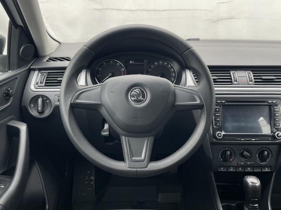 Skoda Rapid I Москва  - изображение 14