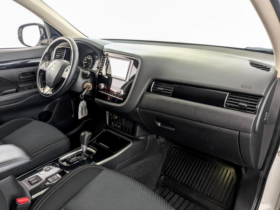 Mitsubishi Outlander III Рестайлинг 3 Москва  - изображение 11