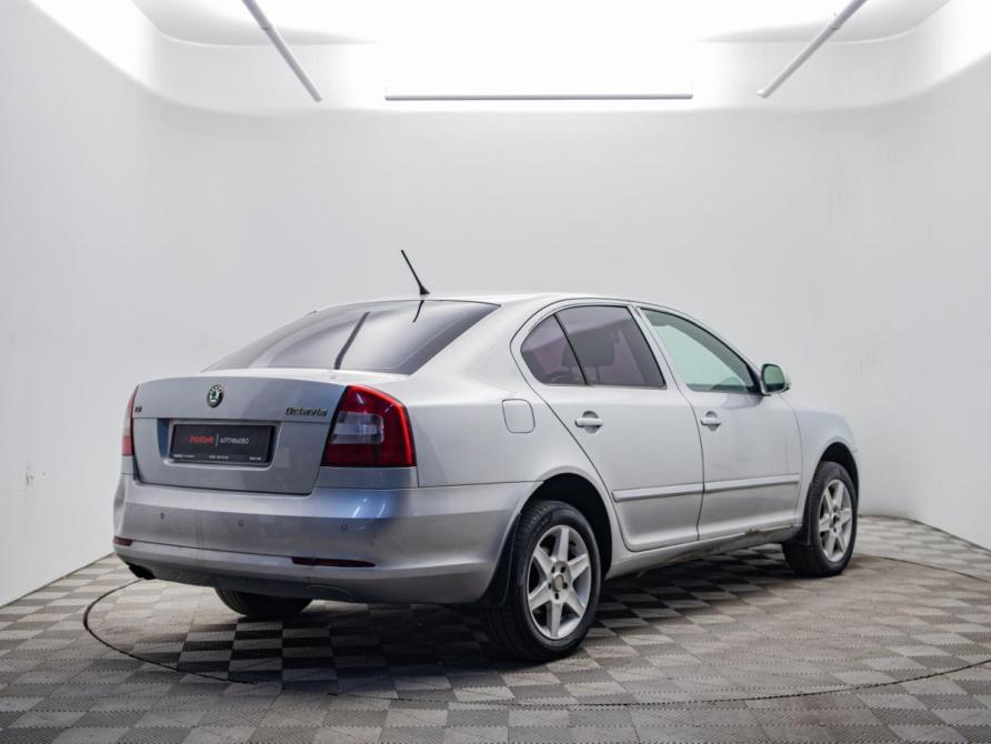 Skoda Octavia II (A5) Рестайлинг Москва  - изображение 5