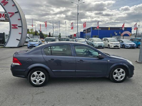 Opel Astra H Рестайлинг с пробегом 2008 года, цена 410 000 рублей, 168731 км, седан, Автокод Объявления