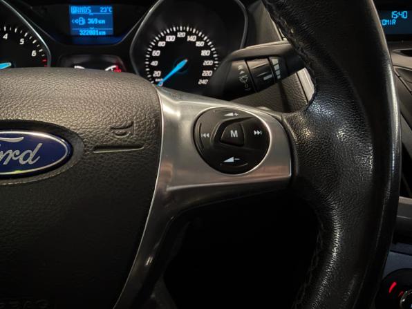 Ford Focus III с пробегом 2012 года, цена 609 000 рублей, 320000 км, универсал, Автокод Объявления