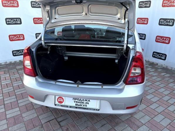 Renault Logan I Рестайлинг с пробегом 2013 года, цена 460 000 рублей, 101500 км, седан, Автокод Объявления