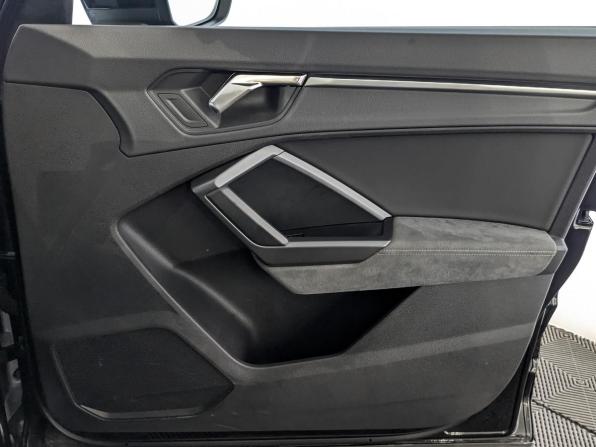 Audi Q3 Sportback II (F3) с пробегом 2021 года, цена 3 050 000 рублей, 137529 км, внедорожник, Автокод Объявления