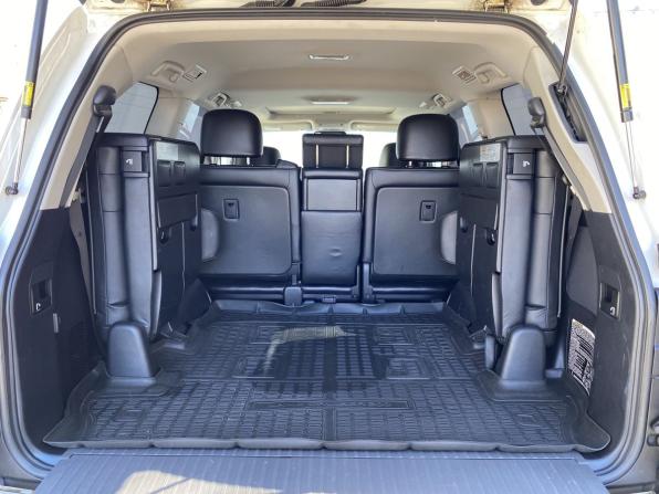 Toyota Land Cruiser 200 Series Рестайлинг 1 с пробегом 2014 года, цена 4 440 000 рублей, 157411 км, внедорожник, Автокод Объявления