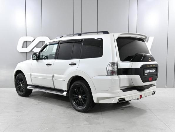 Mitsubishi Pajero IV Рестайлинг 2 с пробегом 2019 года, цена 3 590 000 рублей, 39719 км, внедорожник, Автокод Объявления