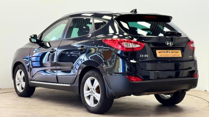 Hyundai ix35 I Рестайлинг с пробегом 2014 года, цена 1 400 000 рублей, 135982 км, внедорожник, Автокод Объявления