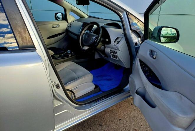 Nissan Leaf I (ZE0/AZE0) с пробегом 2013 года, цена 760 000 рублей, 175616 км, хэтчбек, Автокод Объявления