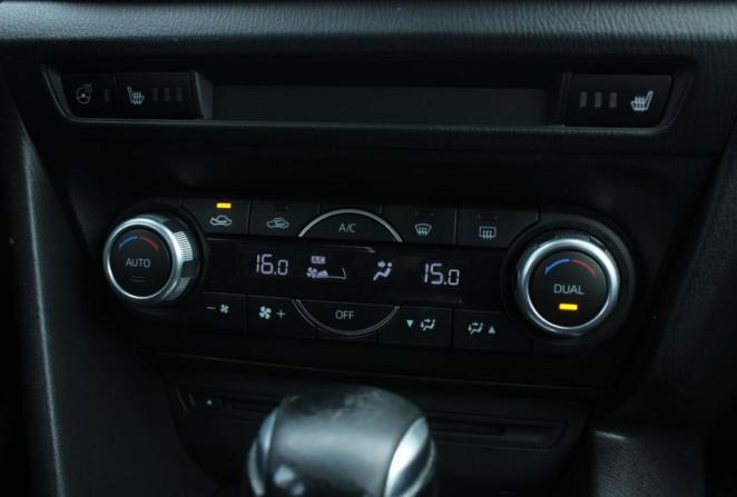Mazda 3 III (BM) Рестайлинг с пробегом 2018 года, цена 1 500 000 рублей, 187672 км, седан, Автокод Объявления