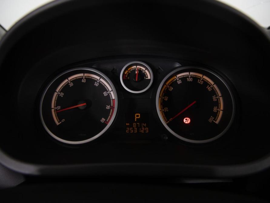 Opel Corsa D Рестайлинг II Санкт-Петербург  - изображение 14