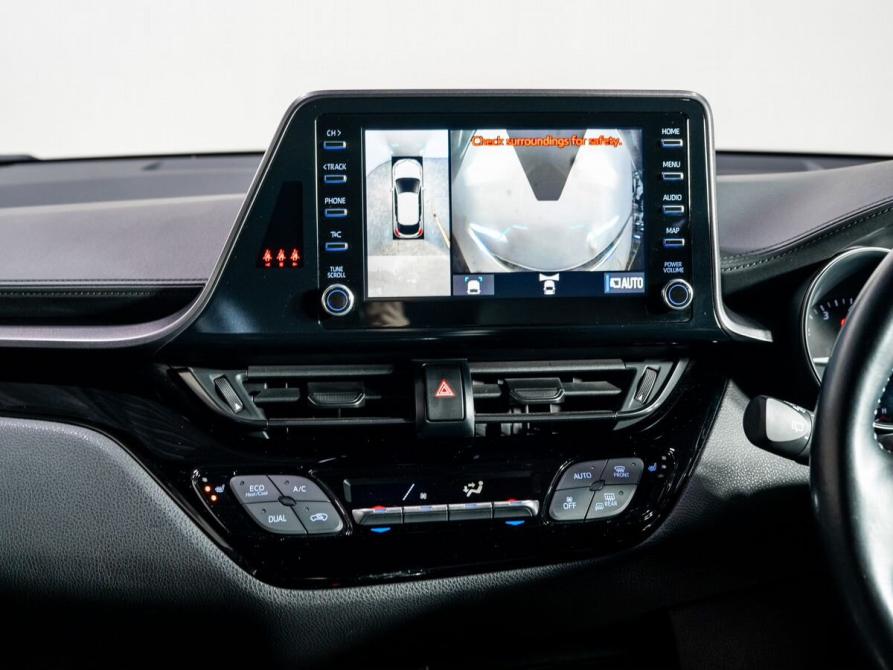 Toyota C-HR I Рестайлинг Чита  - изображение 12