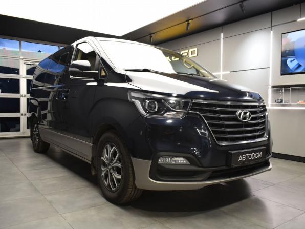 Hyundai H-1 II Рестайлинг 2 с пробегом 2019 года, цена 3 150 000 рублей, 114688 км, минивэн, Автокод Объявления