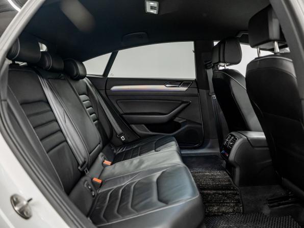 Volkswagen Arteon I с пробегом 2018 года, цена 2 600 000 рублей, 163105 км, лифтбек, Автокод Объявления