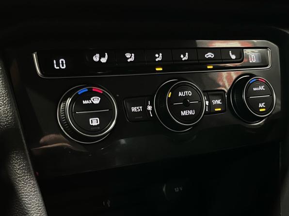 Volkswagen Tiguan II с пробегом 2017 года, цена 1 625 000 рублей, 258869 км, внедорожник, Автокод Объявления