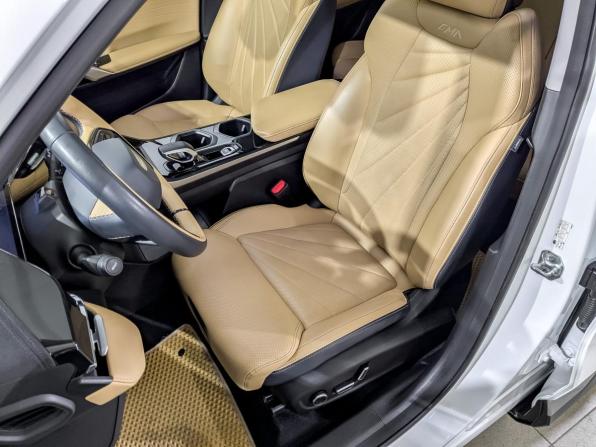 Geely Boyue L I с пробегом 2023 года, цена 2 370 000 рублей, 41973 км, внедорожник, Автокод Объявления
