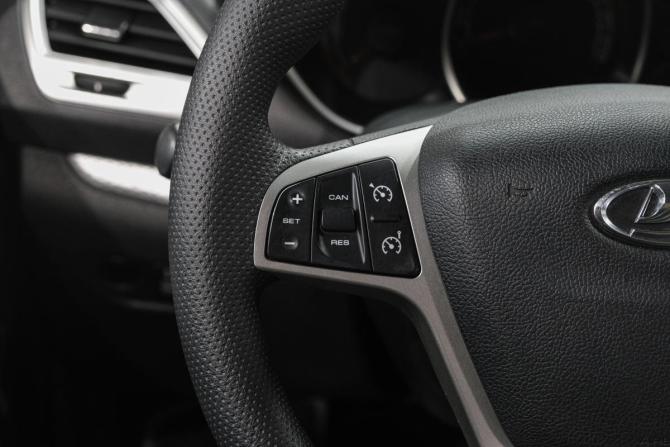 Lada (ВАЗ) Vesta I с пробегом 2019 года, цена 1 269 000 рублей, 61299 км, универсал, Автокод Объявления