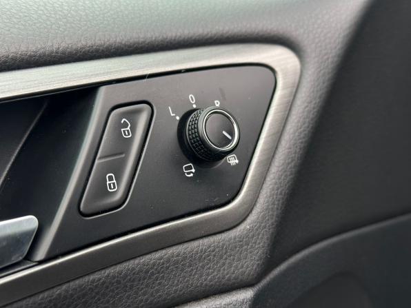 Volkswagen Golf VII с пробегом 2013 года, цена 1 089 000 рублей, 155284 км, хэтчбек, Автокод Объявления