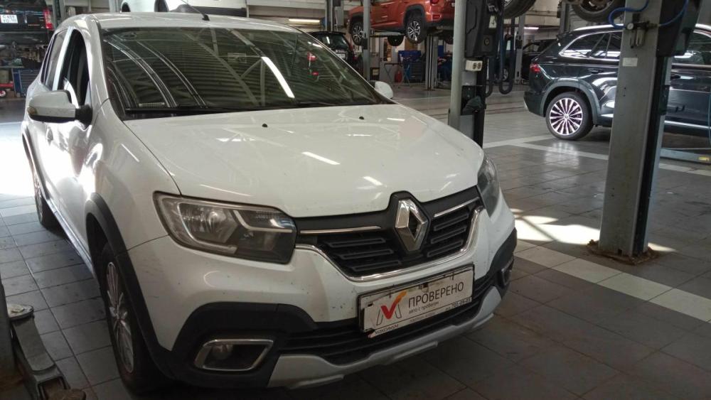 Renault Logan II Санкт-Петербург  - изображение 2