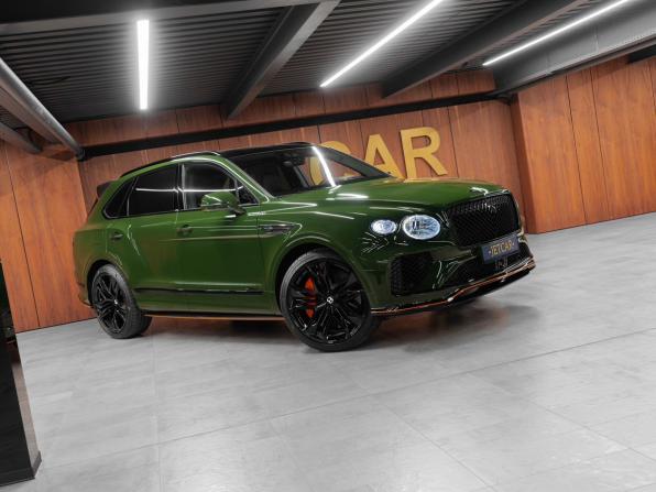 Bentley Bentayga I Рестайлинг с пробегом 2025 года, цена 47 300 000 рублей, 48 км, внедорожник, Автокод Объявления