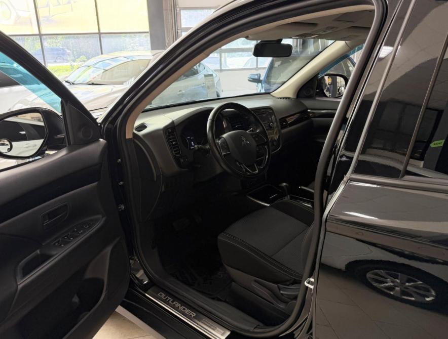 Mitsubishi Outlander III Рестайлинг 3 Нефтекамск  - изображение 7
