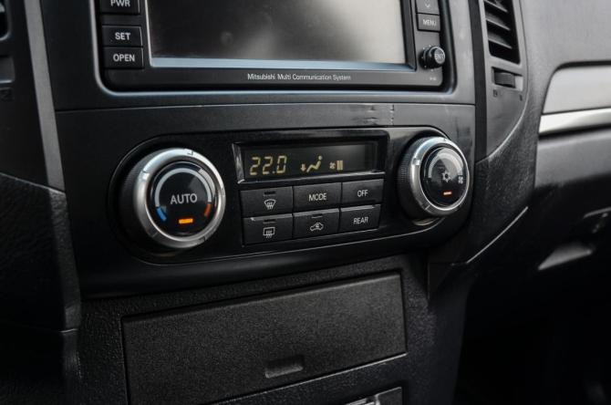 Mitsubishi Pajero IV с пробегом 2011 года, цена 1 950 000 рублей, 398459 км, внедорожник, Автокод Объявления